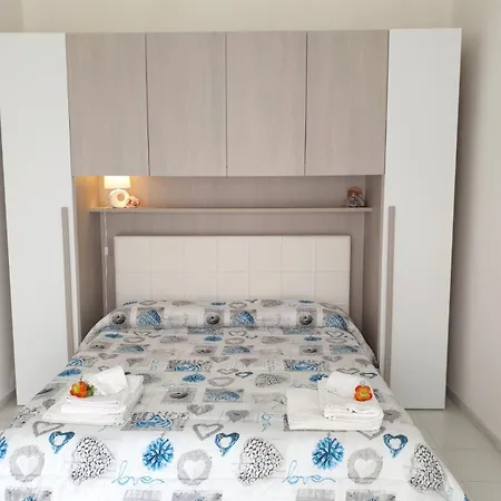 Luna House * Gallipoli
